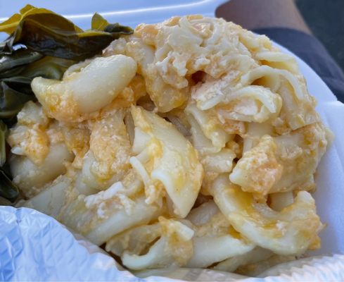 Chef Marilyn's, Queen of Down Home Southern Goodies by null