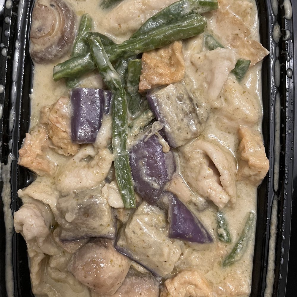 Kai’s Asian Restaurant - Green curry with chicken - Chinese Near Me - Deer Park, New York Kai’s Asian Restaurant - Green curry with chicken - Chinese Near Me - Deer Park, New York