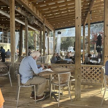 Sunset Pointe - Outside Seating - Bars Near Me - Fairhope, Alabama