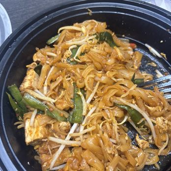 Osha Thai Kitchen - Pad Thai tofu - Thai Near Me - Houston, Texas Osha Thai Kitchen - Pad Thai tofu - Thai Near Me - Houston, Texas