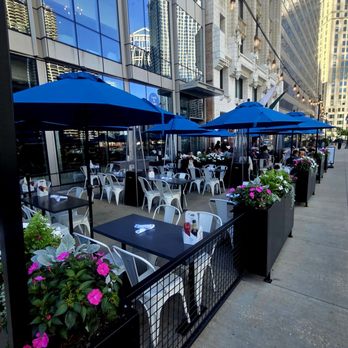 Land & Lake Kitchen - Outdoor seating - American Near Me - Chicago, Illinois