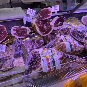 Nuova Salumeria Rastelli - Parma, Puerto Rico Nuova Salumeria Rastelli - Parma, Puerto Rico