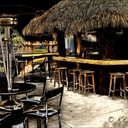 Hot Rods & Beer - The outdoor palapa bar.