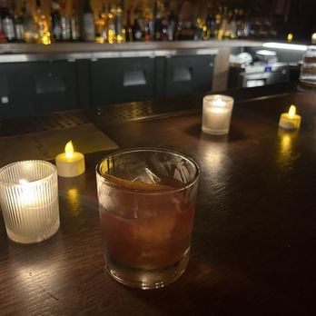 Sister Hen - Old fashion - Speakeasies Near Me - Pensacola, Florida Sister Hen - Old fashion - Speakeasies Near Me - Pensacola, Florida