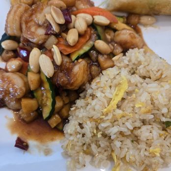 Ding Chinese Cuisine - Kung pao shrimp lunch menu with fried rice , egg roll and soup. - Szechuan Near Me - Thousand Oaks, California