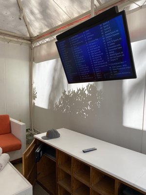 Venus Pool + Lounge by null