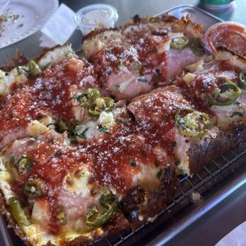 Rock City Pie and Ice - Pizza Near Me - Broomfield, Colorado Rock City Pie and Ice - Pizza Near Me - Broomfield, Colorado