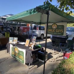 Woodland Hills Farmers Market - Gotta check out Garlic Guys!!
