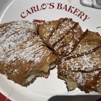 Carlo's Bakery - Bakeries Near Me - Hoboken, New Jersey