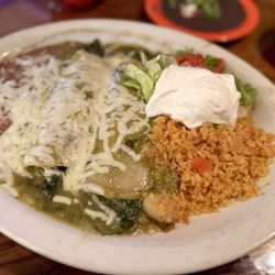 La Casa Lopez - Spinach enchiladas