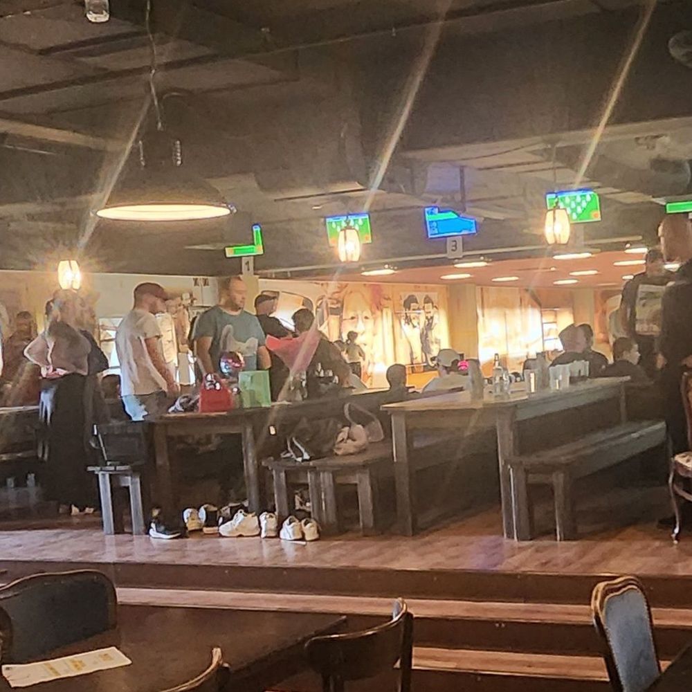 Bob's Coffee - Bowling alley. - Modern European Near Me - Augsburg, BY Bob's Coffee - Bowling alley. - Modern European Near Me - Augsburg, BY
