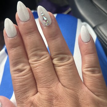 Valentino Nail Bar Concord Area - Not properly cleaned and uncut and unfiled natural nails. Messy work - Waxing Near Me - Concord, North Carolina Valentino Nail Bar Concord Area - Not properly cleaned and uncut and unfiled natural nails. Messy work - Waxing Near Me - Concord, North Carolina