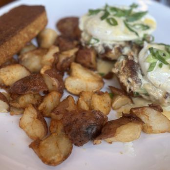 Four Friends Kitchen - Crab cake Benedict - Southern Near Me - Denver, Colorado Four Friends Kitchen - Crab cake Benedict - Southern Near Me - Denver, Colorado