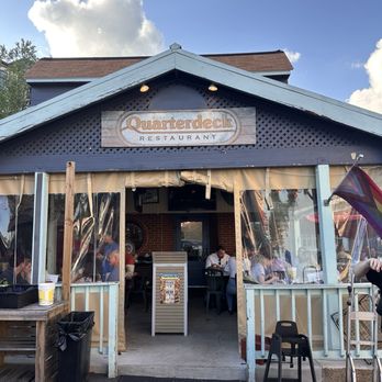 Quarterdeck - Seafood Near Me - Arlington, Virginia