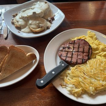 Claim Jumper Restaurants - American Near Me - Laughlin, Nevada Claim Jumper Restaurants - American Near Me - Laughlin, Nevada