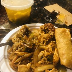 Taste Of China - Won ton soup, hot and spicy chicken and shrimp egg rolls.