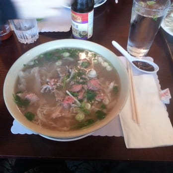 Saigon City - #32 Special X-Large noodle soup - Vietnamese Near Me - San Mateo, California Saigon City - #32 Special X-Large noodle soup - Vietnamese Near Me - San Mateo, California