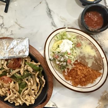 Don Chuy's Fresh Mex & Cantina - Chicken fajitas - Mexican Near Me - O'Fallon, Illinois Don Chuy's Fresh Mex & Cantina - Chicken fajitas - Mexican Near Me - O'Fallon, Illinois