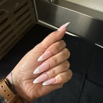 Ace Nail Lounge - Nail Salons Near Me - Sherman Oaks, California