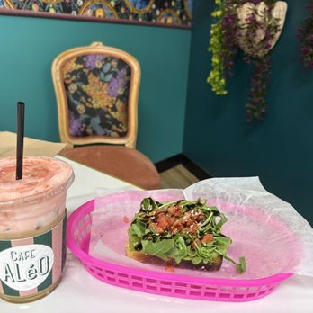 Cafe Aleo - Coffee & Tea Near Me - Raynham, Massachusetts
