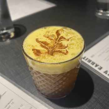 No Ordinary Rabbit - Steely eyed missile man - Wine Bars Near Me - St. Louis, Missouri