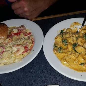 Atomic Ale Brewpub & Eatery - Fettuccine Alfredo with Shrimp and tortellini with Chipotle pesto, ckn, sausage, and spinach. The rolls were bomb too. - Pizza Near Me - Richland, Washington Atomic Ale Brewpub & Eatery - Fettuccine Alfredo with Shrimp and tortellini with Chipotle pesto, ckn, sausage, and spinach. The rolls were bomb too. - Pizza Near Me - Richland, Washington