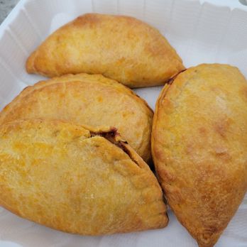 Rosi's Alfajores - Empanadas - Desserts Near Me - Daly City, California