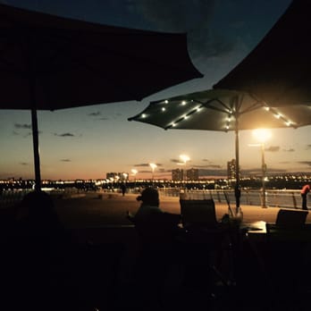 Pier i Cafe - American Near Me - New York, New York Pier i Cafe - American Near Me - New York, New York
