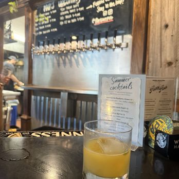 Park Avenue Pub - Orange blossom smash - Pubs Near Me - Chico, California Park Avenue Pub - Orange blossom smash - Pubs Near Me - Chico, California