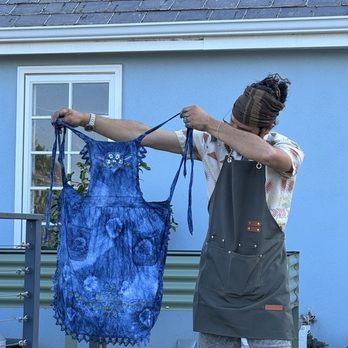 Firefly Grove - I made this tie dye apron! Can't wait to wear it. - Farms Near Me Firefly Grove - I made this tie dye apron! Can't wait to wear it. - Farms Near Me