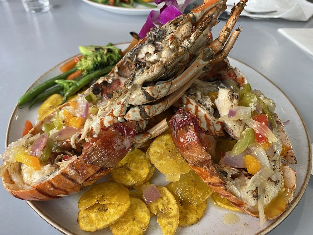 Chef Lorenzo Restaurant & Bar