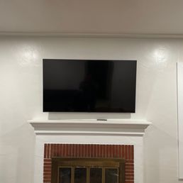 mounted 60" tv mounted 60" tv