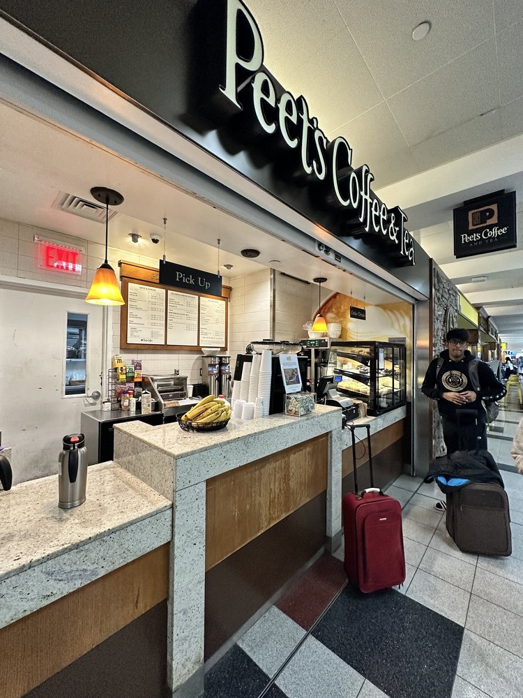 PEET’S COFFEE & TEA Updated October 2024 32 Photos & 75 Reviews