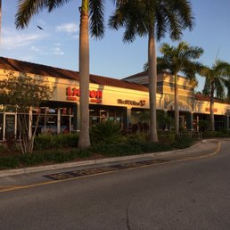 Exterior photo of The UPS Store - Fort Myers, Florida Exterior photo of The UPS Store - Fort Myers, Florida