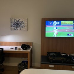 Holiday Inn Express & Suites Vaudreuil - Dorion