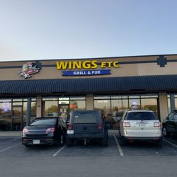 Wings Etc - Front of the place