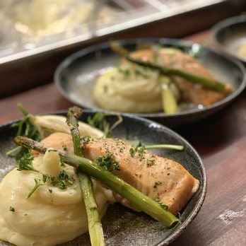 Brinken - Oven baked salmon with garlic and herb butter, grilled asparagus and boiled potatoes - Traditional Swedish Near Me - Stockholm, Alberta