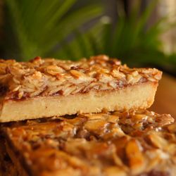 Brice's Coffee and Bake House - Cobblestone Bar