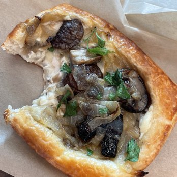 Beacon Coffee Company - Caramelized onion danish (couldn't wait) - Coffee & Tea Near Me - Ventura, California Beacon Coffee Company - Caramelized onion danish (couldn't wait) - Coffee & Tea Near Me - Ventura, California