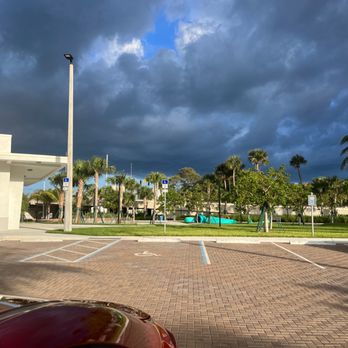 Wildflower Park - Parks Near Me - Boca Raton, Florida