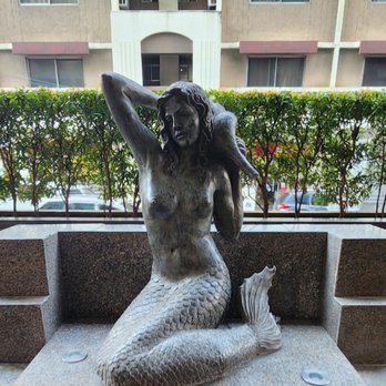 Sheraton Manila Bay - Wonderful decor (not Starbucks ) - Hotels Near Me - Manila, NCR