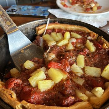 Rance's Chicago Pizza - Deep dish - Pizza Near Me - Long Beach, California