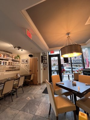 Billy's Downtown Diner by null