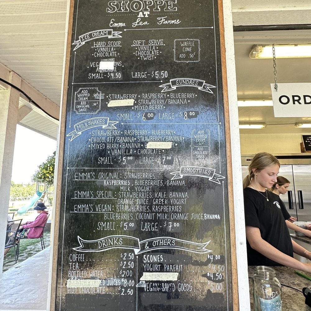 Emma Lea Farms - Ice cream, sundae, milkshake and smoothies menu - Fruits & Veggies Near Me - Delta, British Columbia