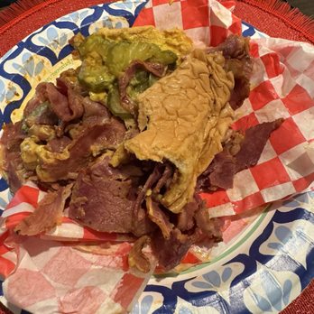 Tam's Burgers - Pastrami - Burgers Near Me - Bellflower, California