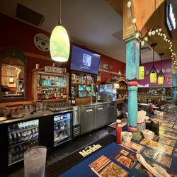 3 Brothers Diner - Bar area