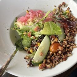 Beach Street Station - Power bowl rimmed with crunchy pecans