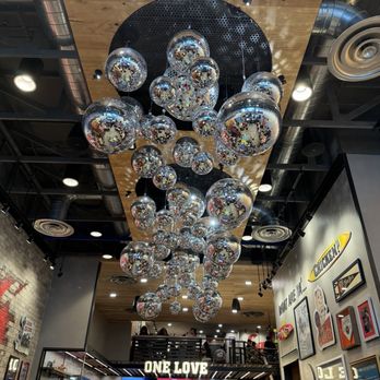 Raising Cane's - Fast Food Near Me - Flushing, New York