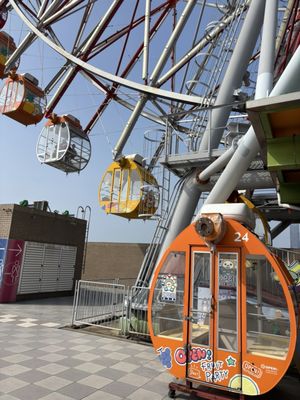 Dream Mall/ Uni-president Dept. Store Kaohsiung by null