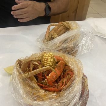 Crab Pub - Seafood Near Me - Oceanside, California Crab Pub - Seafood Near Me - Oceanside, California